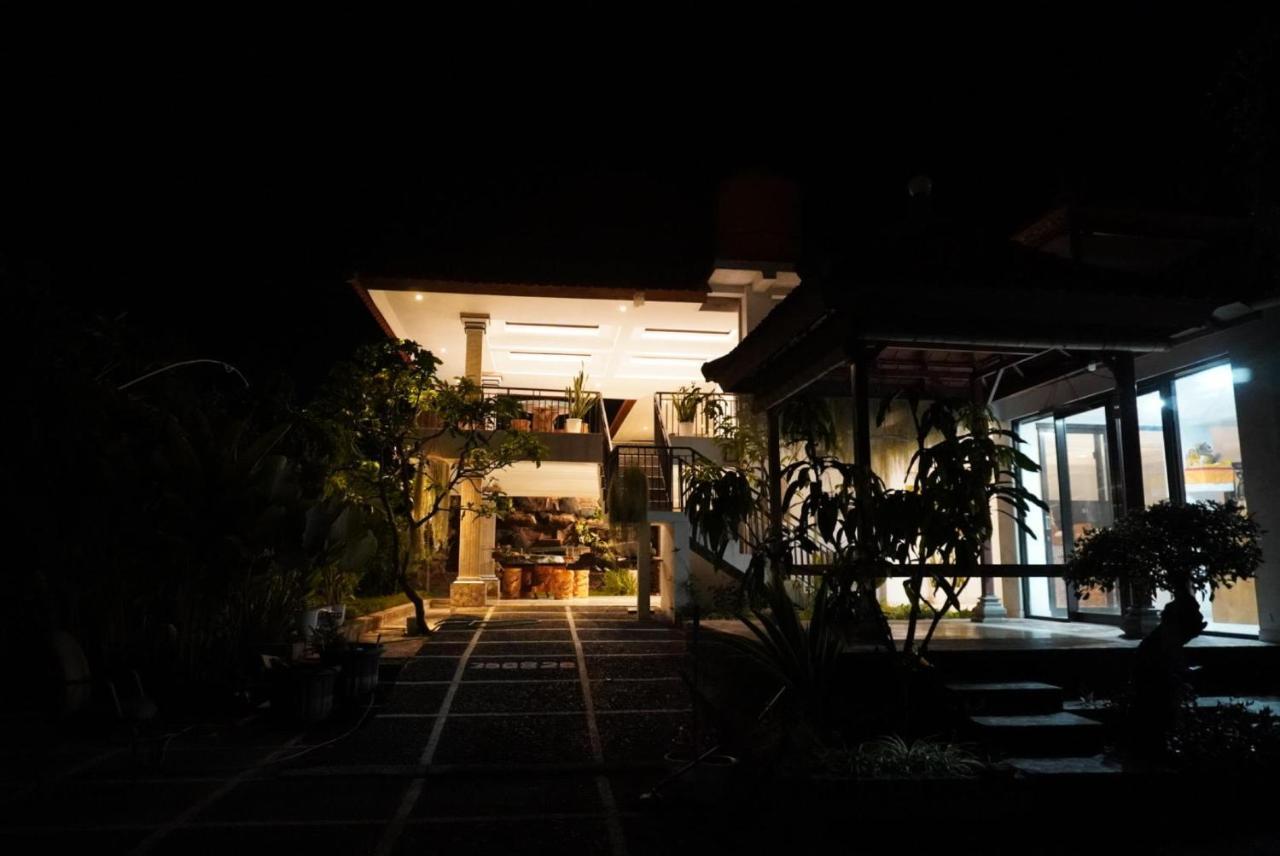 Umah Dayuh Hotel Ungasan  Bagian luar foto