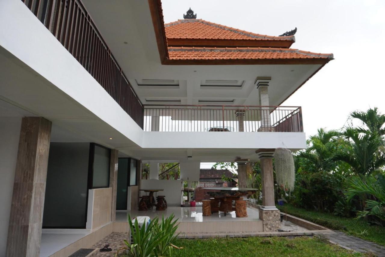 Umah Dayuh Hotel Ungasan  Bagian luar foto